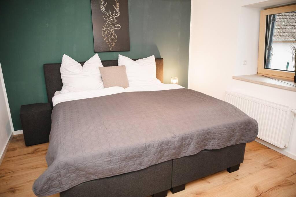 Apartment Mit Burgblick Burglengenfeld Bagian luar foto